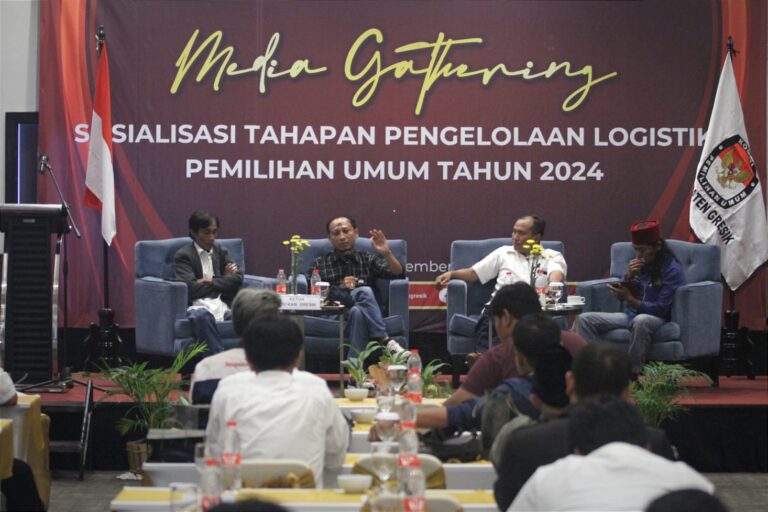 Media Gathering Bareng Wartawan, KPU Gresik Sosialisasi Pengadaan Logistik