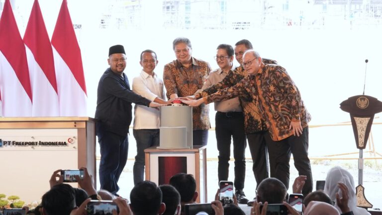 Dikunjungi 2 Menteri, Smelter Freeport Gresik Resmi Beroperasi