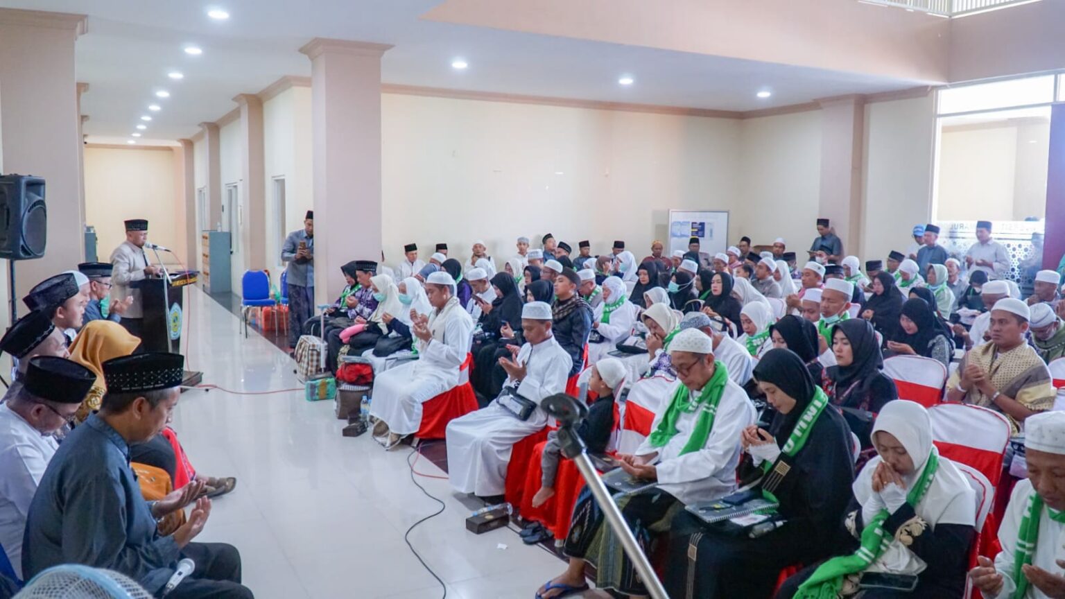 Pesan Wakil Bupati Gresik Pada Saat Menyambut Kedatangan Jamaah Haji