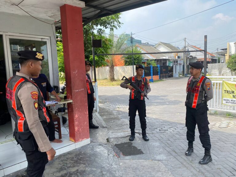 Polres Gresik Patroli Untuk Antisipasi Gangguan Kamtibmas Jelang Pilkada