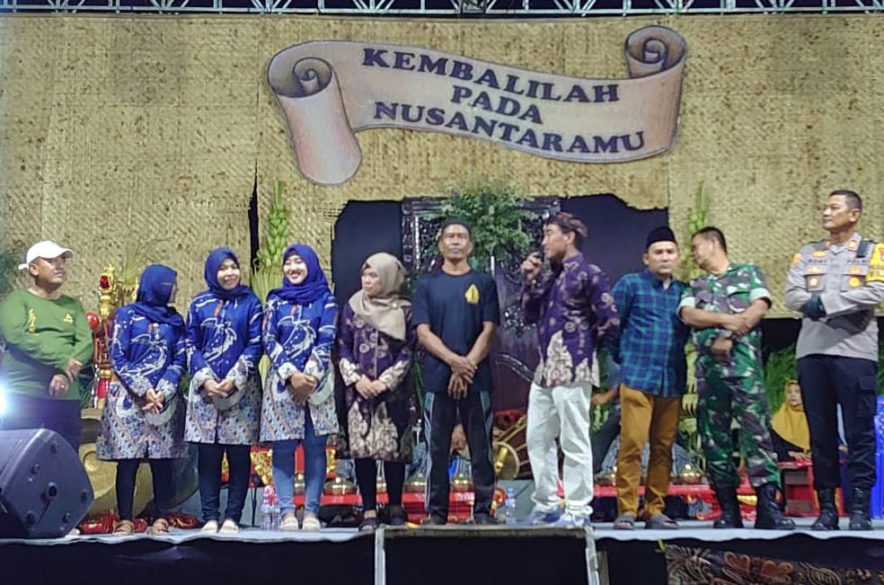 Sajian Ayam 3 Ton Dalam Sedekah Bumi di Desa Sidowungu Menganti