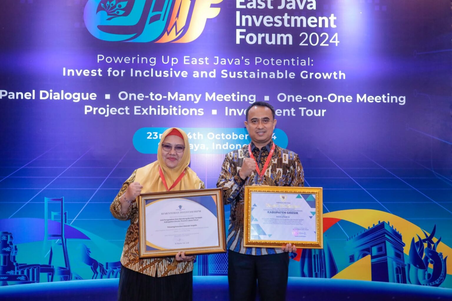 Pemkab Gresik Dapat 2 Penghargaan di Ajang East Java Investment Forum