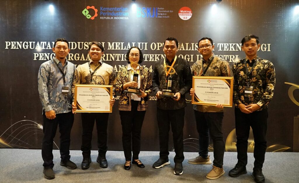 Menperin Agus Gumiwang Apresiasi 2 Rintek Petrokimia Gresik