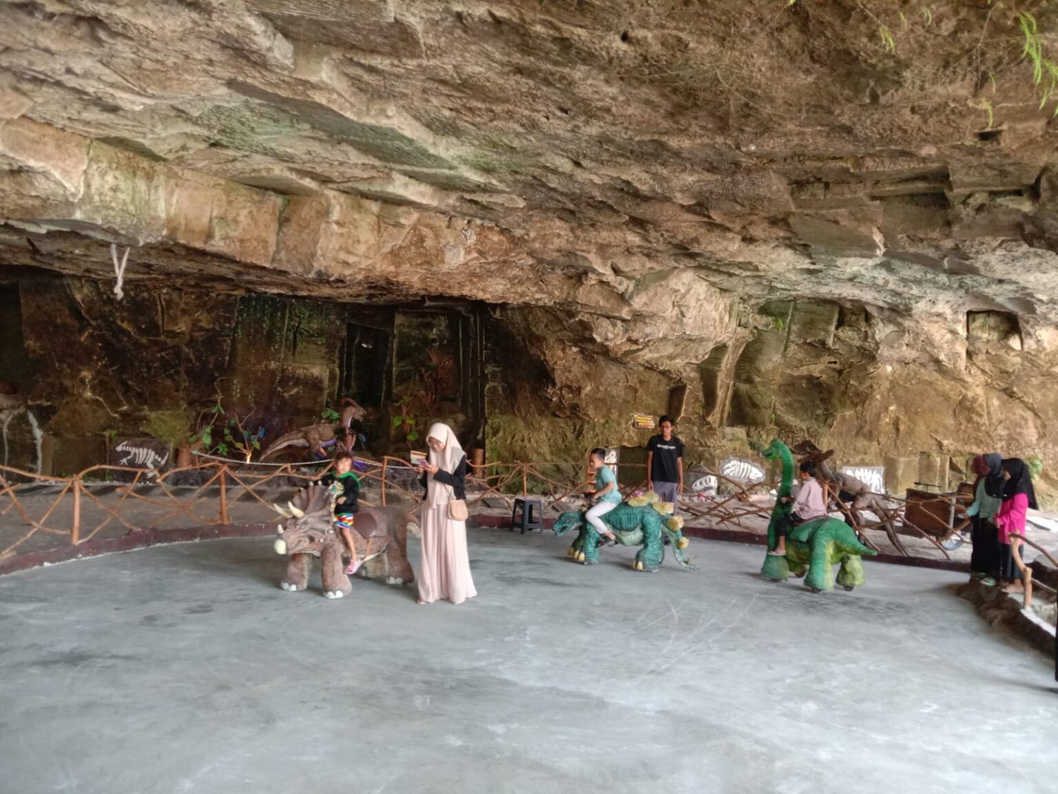Pemdes Ketanen Sulap Bekas Tambang Galian Batu Kapur Jadi Tempat Wisata