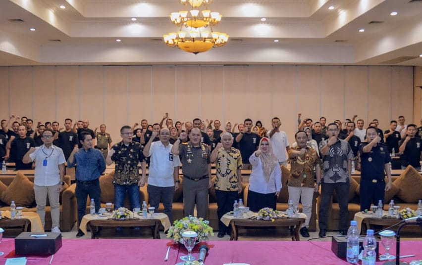Plt Bupati Gresik Berharap Peran Satpol PP Meningkat Tertibkan Rokok Ilegal
