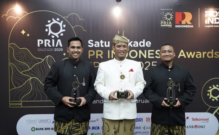 Petrokimia Gresik Meraih Penghargaan Tertinggi di Ajang PRIA 2025