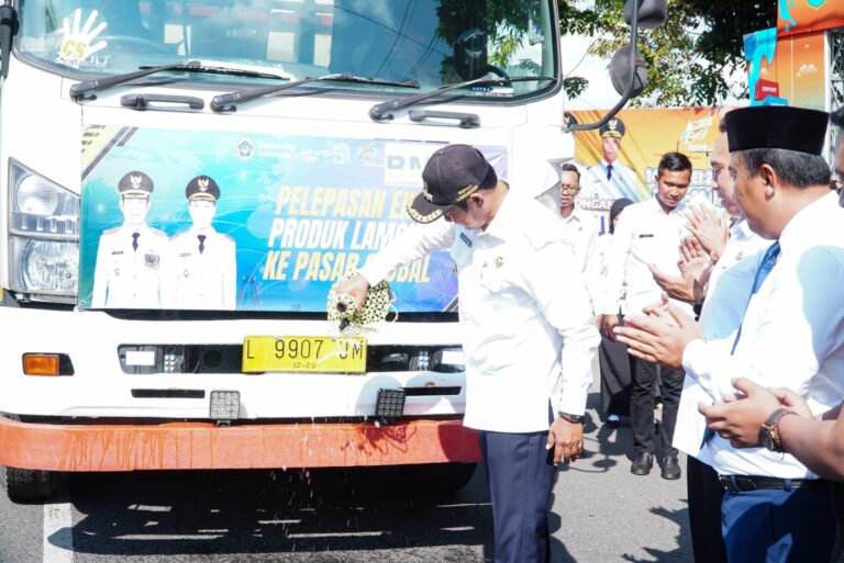 Pemberangkatan Ekspor Perdana 2025 Tandai Opening Lamongan Exportiva II