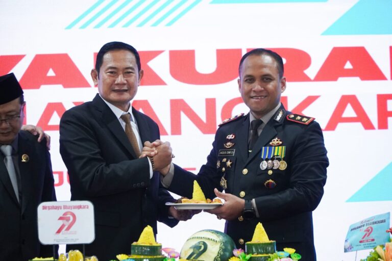 Bupati Lamongan Apresiasi Kinerja Polri Pada HUT Bhayangkara ke-79