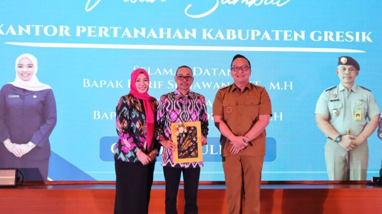 Pesan dan Apresiasi Wabup Saat Pisah Sambut Kepala Kantor Pertanahan Gresik