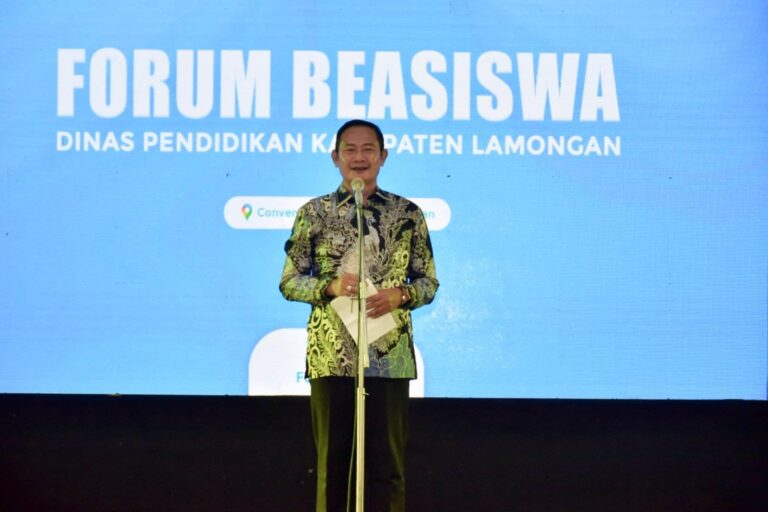 Soft Opening Beasiswa Perintis 2025 Oleh Bupati Lamongan Yuhronur Efendi