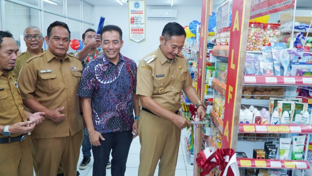 Membanggakan! Sepuluh Produk UMKM Lamongan Dilaunching di Ritel Modern