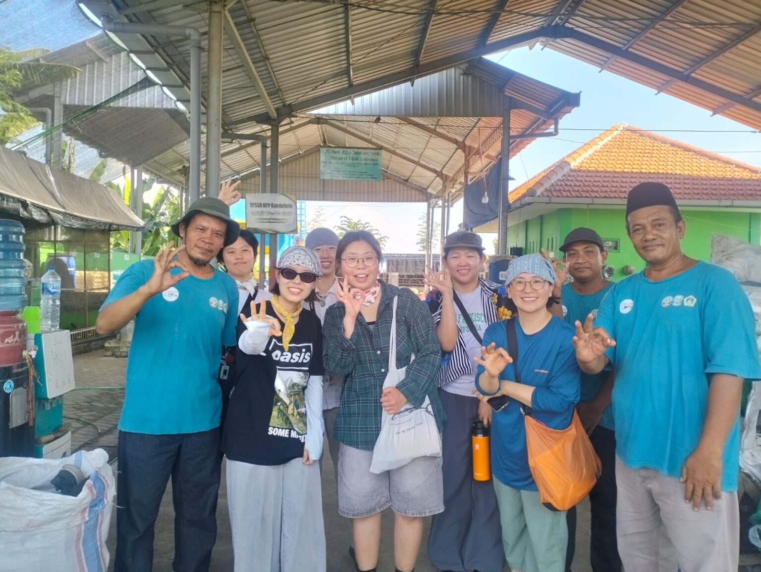 Desa Randuboto Gresik Dilirik Aktivis Korsel untuk Proyek Toko Tanpa Kemasan Plastik