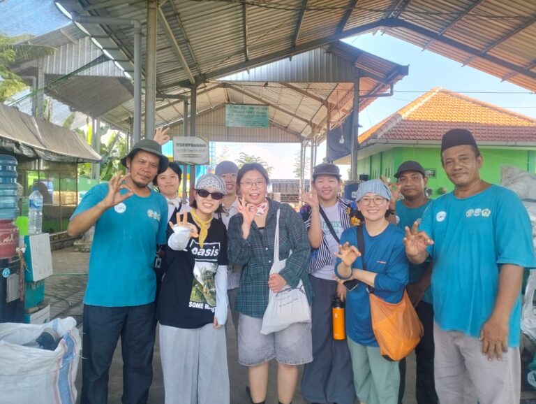 Desa Randuboto Gresik Dilirik Aktivis Korsel untuk Proyek Toko Tanpa Kemasan Plastik