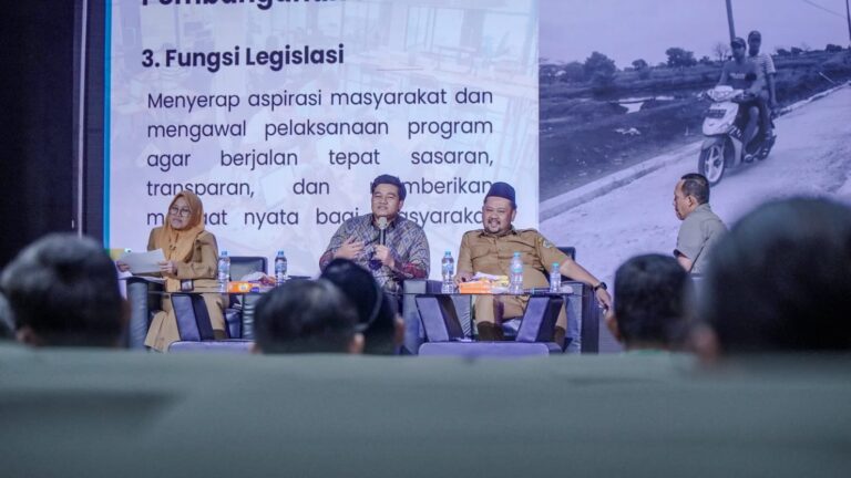 Jadi Prioritas, Bupati Gresik Ajak Masyarakat Lebih Peduli dan Turut Kawal Pembangunan JPD