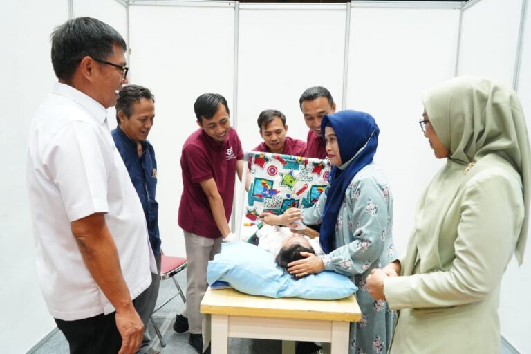 Menyambut HUT Pada Tahun Ini, Petrokimia Gresik Fasilitasi 100 Anak Khitan Gratis