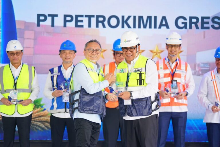 Pelabuhan Terbaik Nasional Berhasil Diraih TUKS Milik Petrokimia Gresik