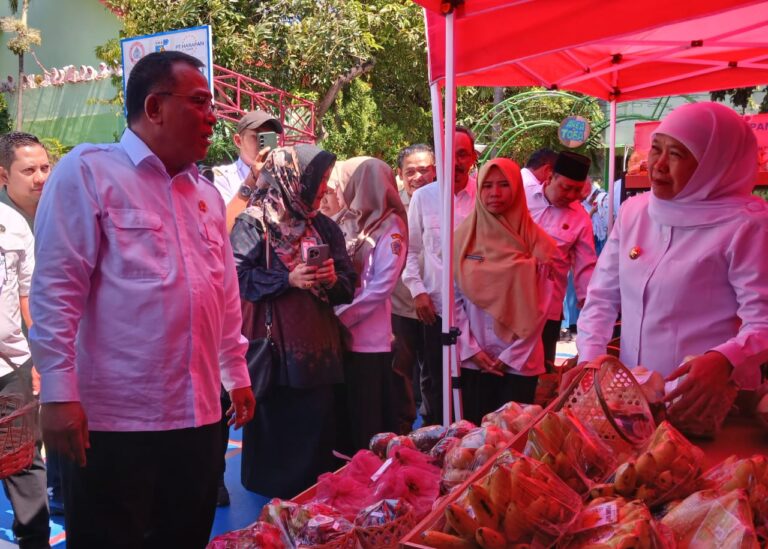 Bentuk Apresiasi, Gubernur Jawa Timur dan Menteri Lingkungan Hidup Kunjungi SMAN 1 Gresik