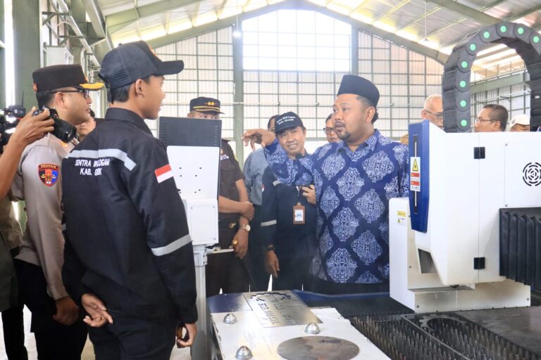 Sentra IKM Logam Gresik Diresmikan, Jadi Fasilitas Produksi Sekaligus Tempat Magang Siswa SMK