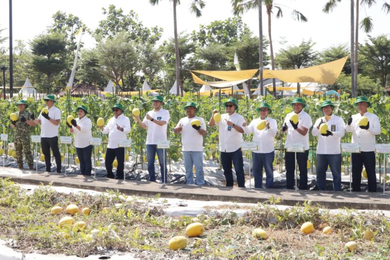 Pandangan Bupati Gresik Soal Pertanian Sekarang, Pada Saat Pembukaan Petro Agrifood Expo 2026