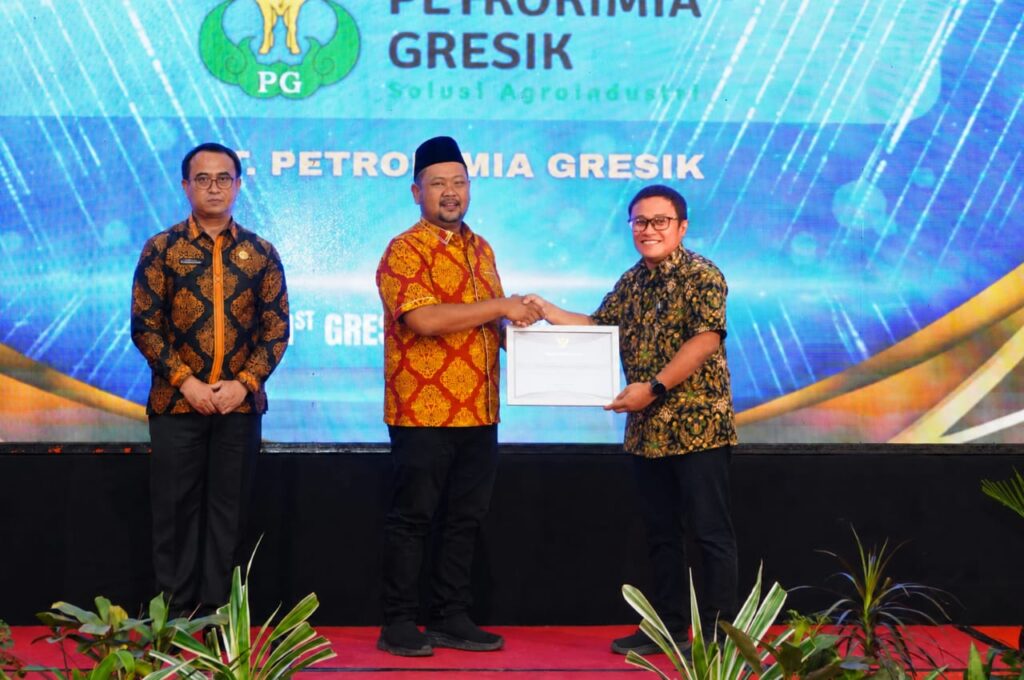 Petrokimia Gresik Dapat Penghargaan dari Pemkab Berkat Investasi yang Berdampak Luas