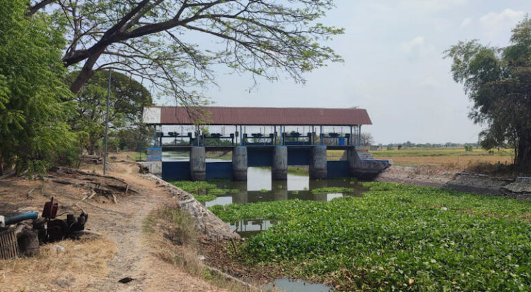Jaga Ketersediaan Air untuk Pertanaman MT II, Pemkab Lamongan Monitoring Bengawan Jero