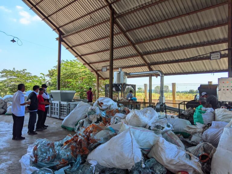 Pak Yes Pastikan Pengelolaan Sampah di Kabupaten Lamongan Berjalan Optimal