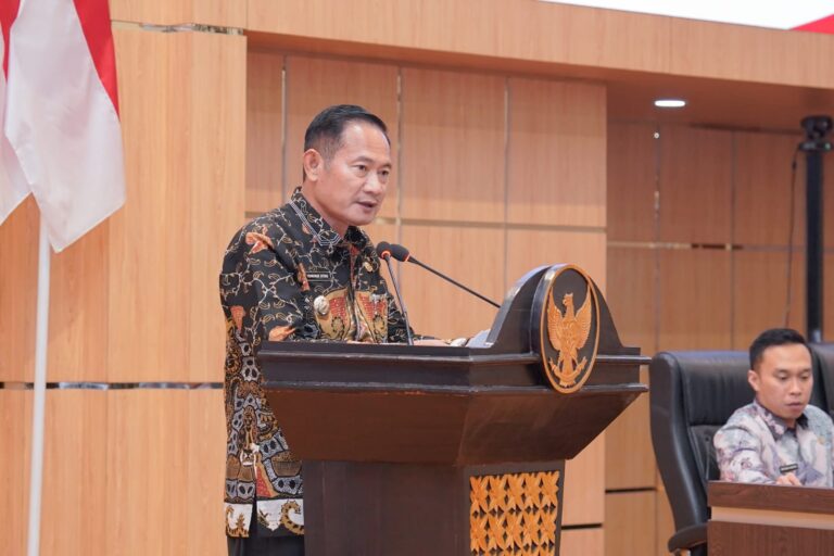Bupati Lamongan Sampaikan Rancangan Perubahan APBD 2026