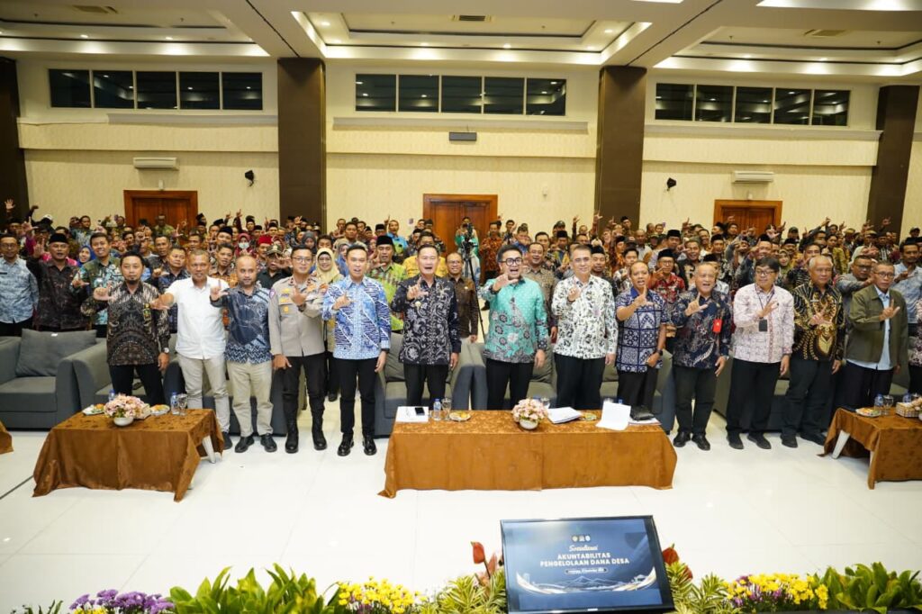 Bupati Lamongan Hadiri Sosialisasi Akuntabilitas Pengelolaan Dana Desa Oleh Kepala BPK Jatim