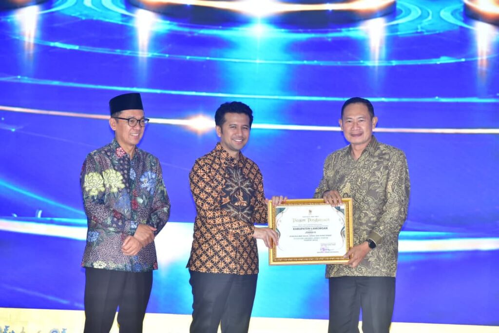 Tak Hanya Satu, Namun Kabupaten Lamongan Raih Dua Penghargaan pada FESyar Jawa Timur 2026
