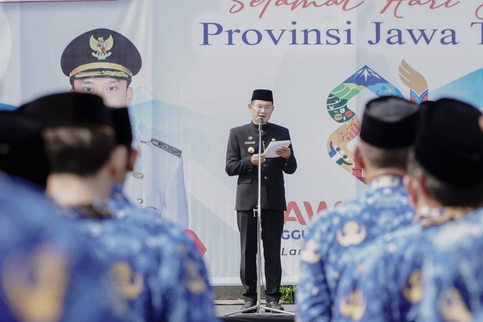Ajakan Bupati Lamongan, Menyampaikan Pesan Gubernur dalam Momen Hari Jadi ke-81 Jawa Timur